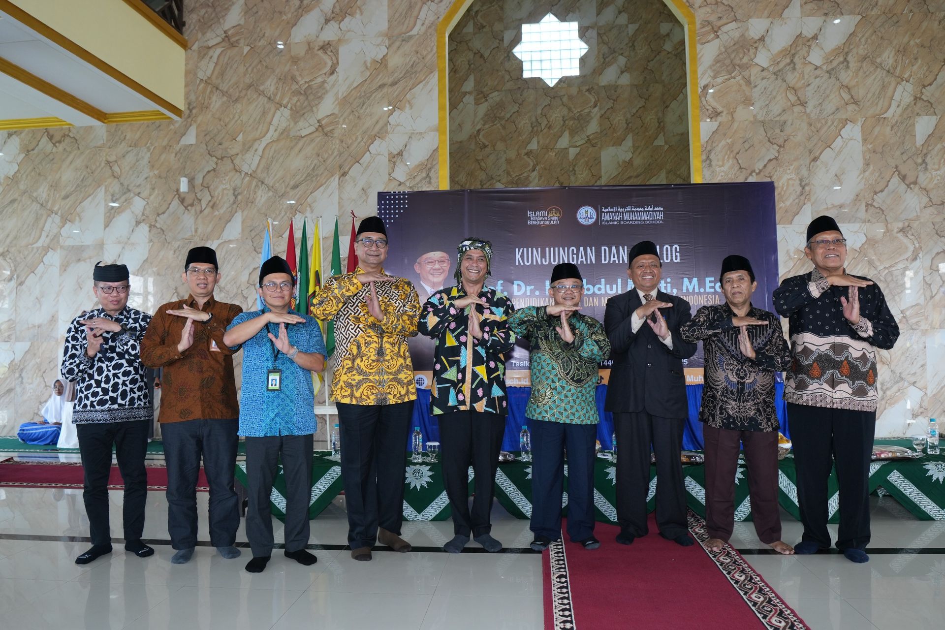 Gambar Siaran Pers